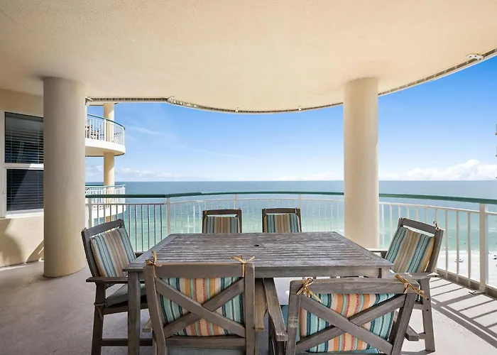 Colony East 14d Holiday home
